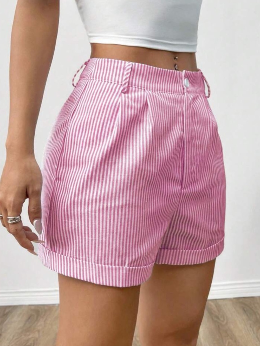 High-Waist Pink Striped Women's Shorts - L - Picture 4 of 6